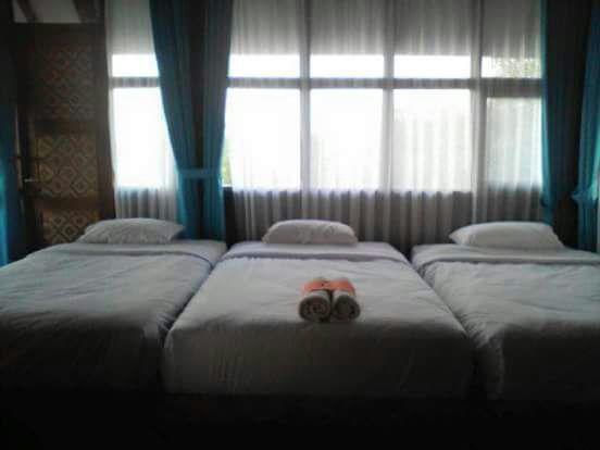 Beejay Bakau Resort Проболинго Екстериор снимка